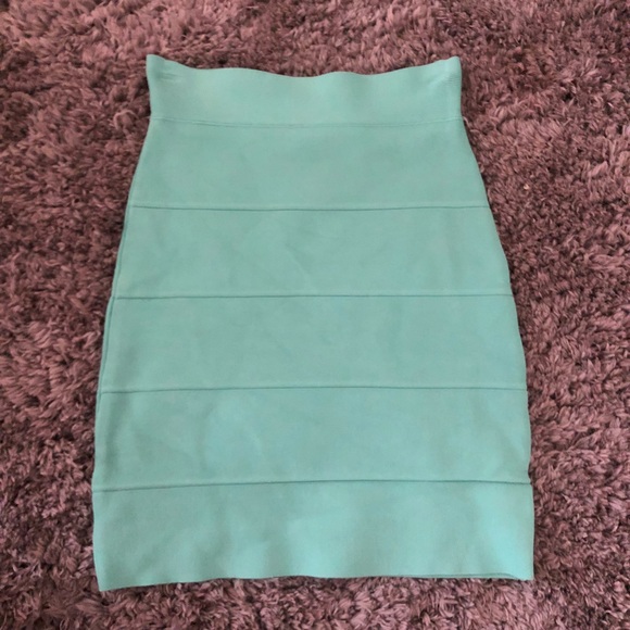 BCBGMaxAzria Power Skirt - Picture 2 of 3
